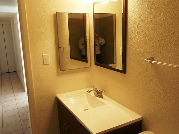 Remodeled Main Bathroom 