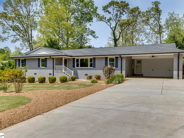 4 Wayne Dr, Taylors, SC 29687