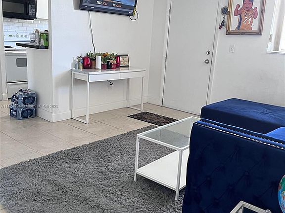 3rd image of 1801 S Treasure Dr APT 504
