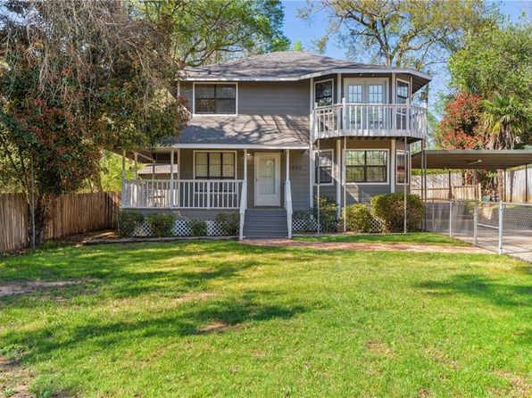 2645 Ruth Dr, Pineville, LA 71360
