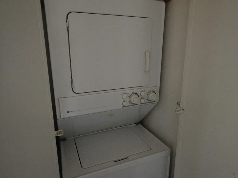 200 E 32nd St #21C — Photo 14