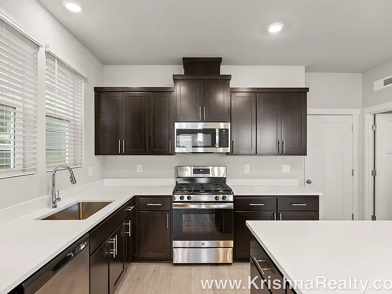 3454 SE 81st Ave — Photo 9