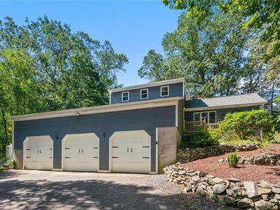 180 Leigh Rd, Cumberland, RI, 02864