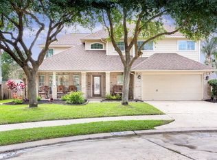 1118 Carriage Ct, Seabrook, TX 77586