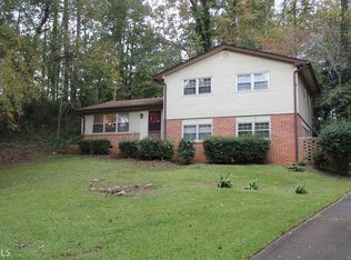 1142 Matthews Pl, Macon, GA 31210