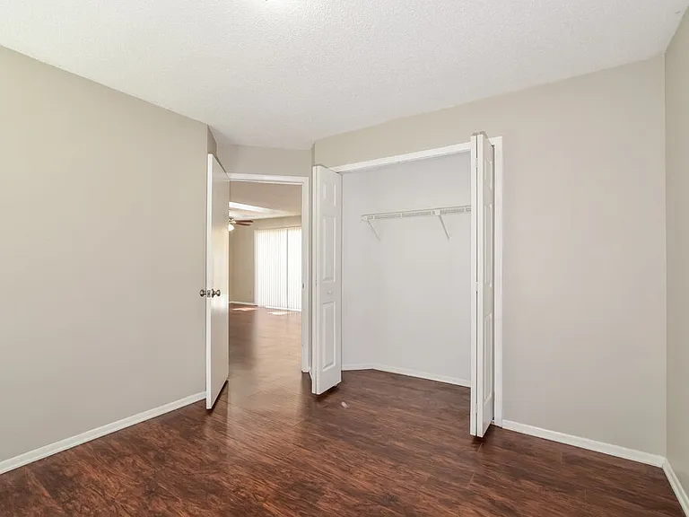 1176 Countrywind Dr — Photo 13