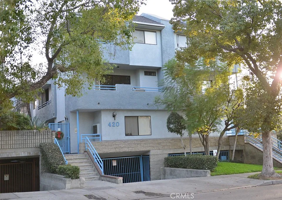 420 Milford St #F