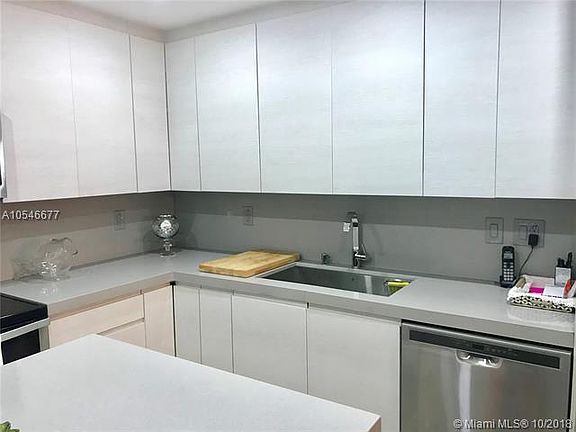 5th image of 9735 NW 52nd St APT 221
