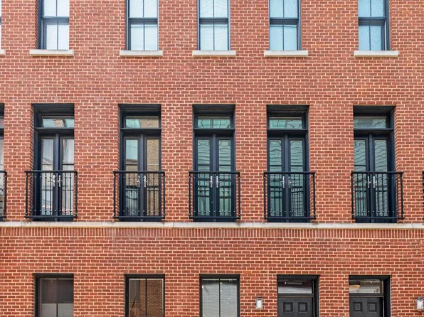 1714 Melon St, Philadelphia, PA 19130