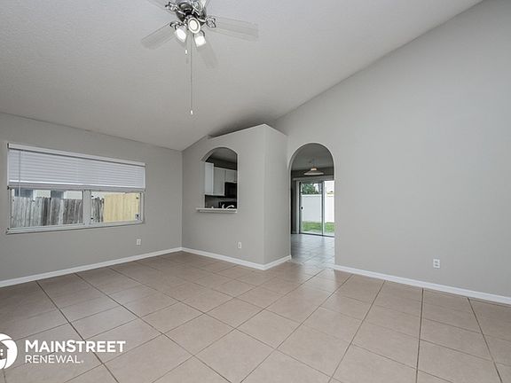 3rd image of 2936 Canoe Cir