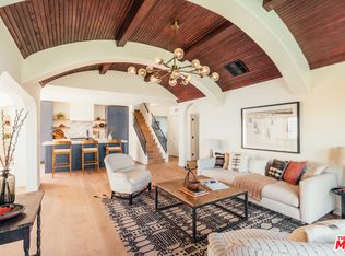5335 Hillcrest Dr, Los Angeles, CA 90043