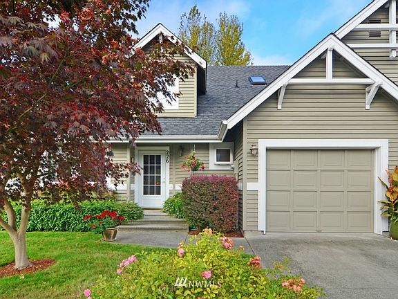 2nd image of 226 NW Grow Avenue #226