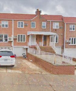 13768 70th Rd, Flushing, NY, 11367