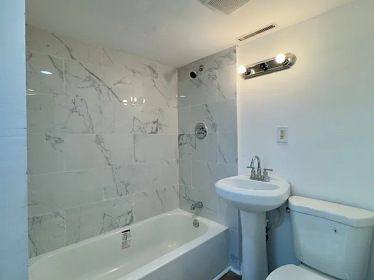 8252 Longpoint Rd — Photo 13