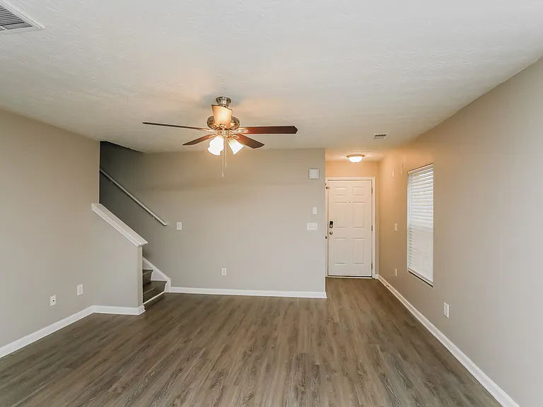 203 Silver Spring St — Photo 5