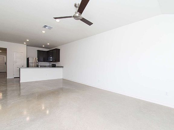 5th image of 1235 Concord Dr Unit B