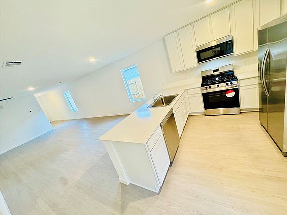 2nd image of 22784 Hackberry Leaf Dr