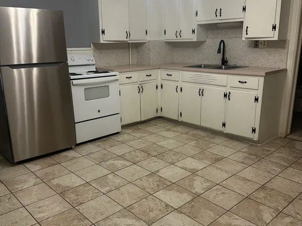 720 Eagle St APT 1, Utica, NY 13501
