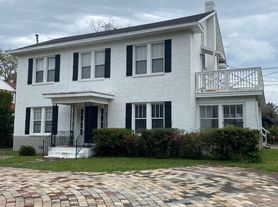 Belmont Naldo Apartments