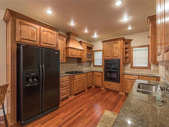 4th image of 11399 Club House Pkwy