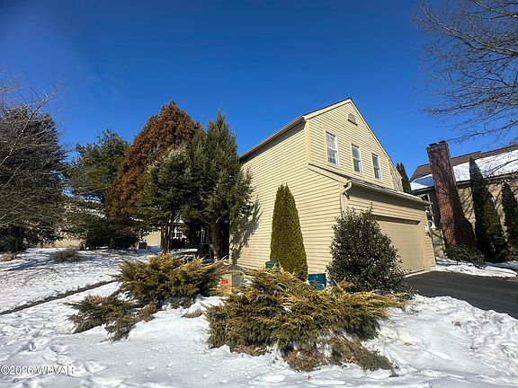 3rd image of 129 Victoria Ln