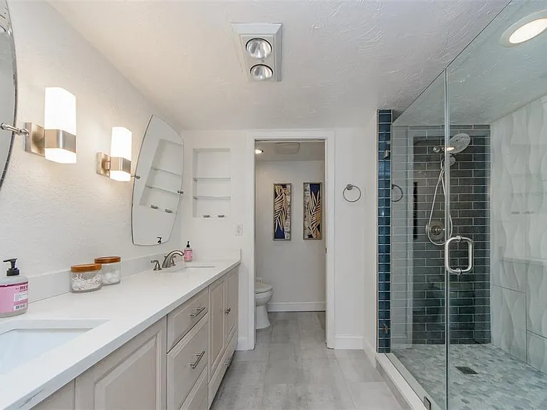 2900 Gulf Blvd #204 — Photo 22