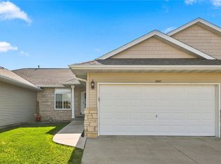3642 Stoneview Cir SW, Cedar Rapids, IA 52404