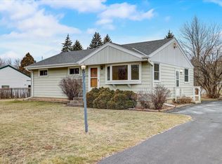 8915 S 83rd St, Franklin, WI 53132
