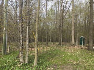 1000 County Line Rd, SUMNER, MI 48889