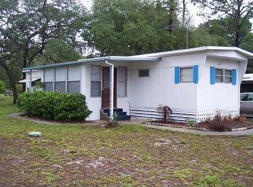 1st image of 4104 Woodland Cir
