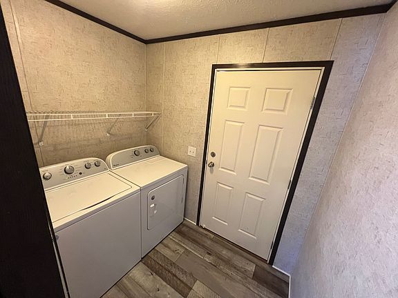 3rd image of 354 Canterbury Ln #136