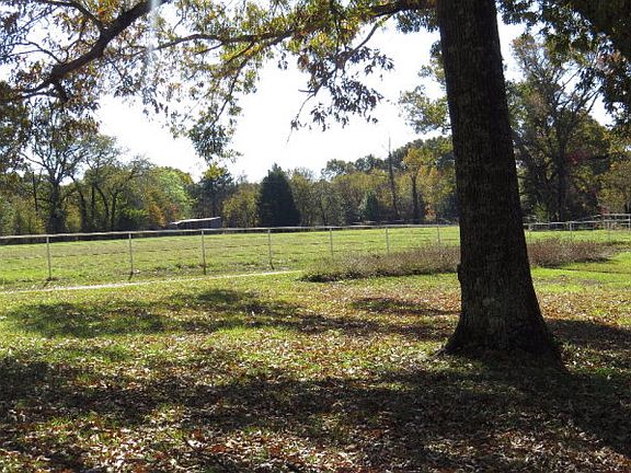 3rd image of 11405 County Road 3807
