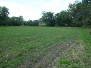 2697 Spring Valley Rd, Dodgeville, WI 53533