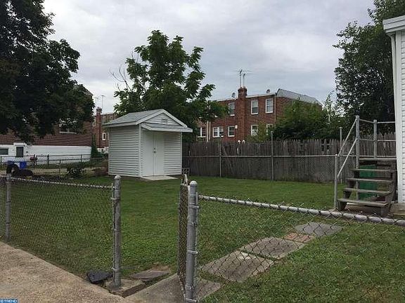 4th image of 7445 Buist Ave