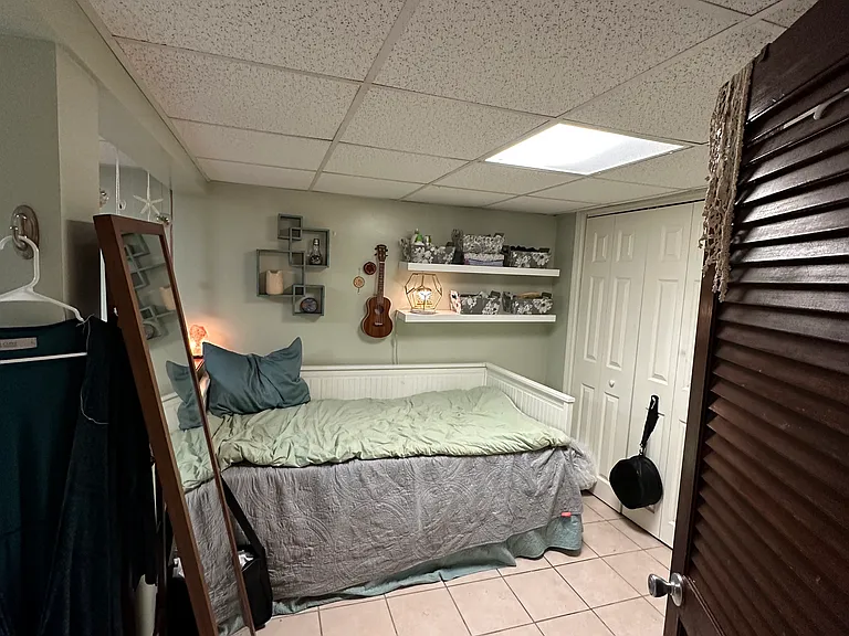 81 Academy Hill Rd #B — Photo 6