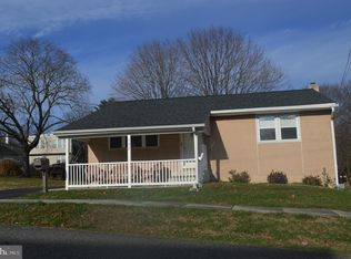 162 Ridge Blvd, Brookhaven, PA 19015