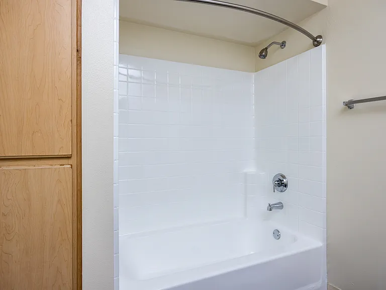 Parc Ridge Apartments — Photo 28