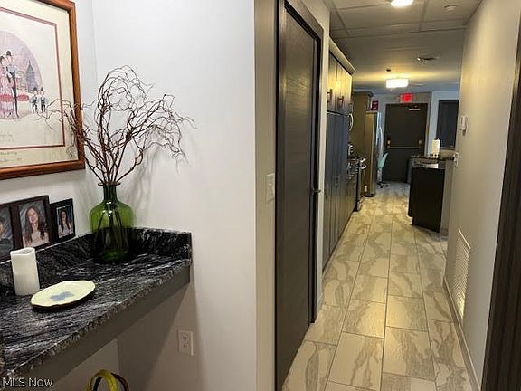 4th image of 197 W Market St Unit 601