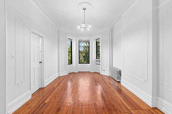 1st image of 420 2nd St APT 3
