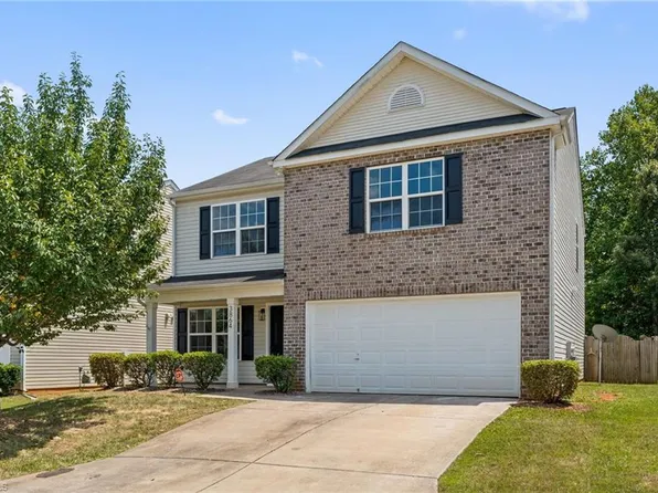 3864 Foliage Dr, Winston Salem, NC 27101