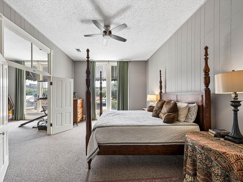 1st image of 1008 Milam St #A