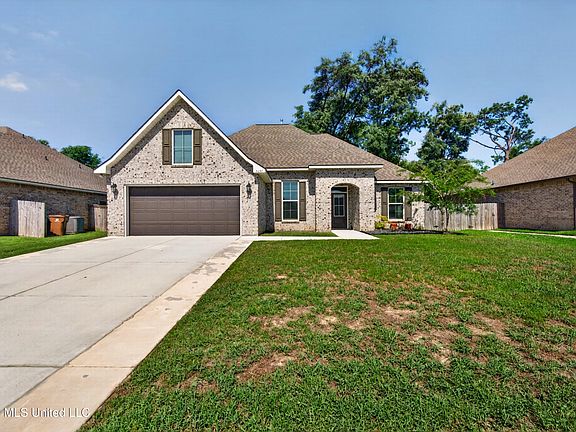2nd image of 3037 Sea Oats Dr