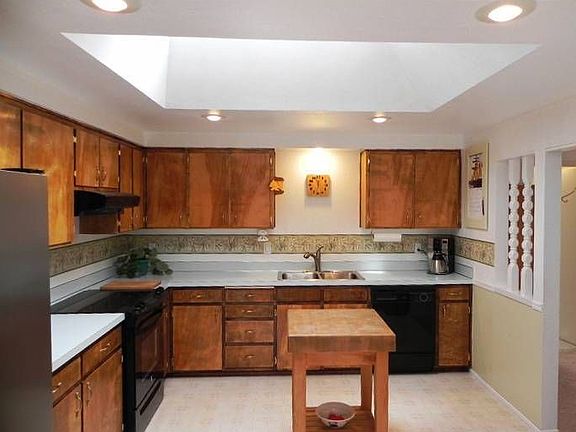 Kitchen w/Skylight