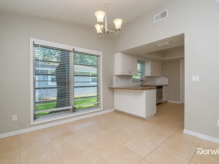 3416 Dunbar Dr — Photo 7