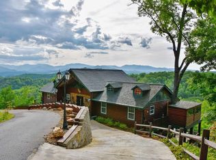 260 Corkill Ln, Franklin, NC 28734