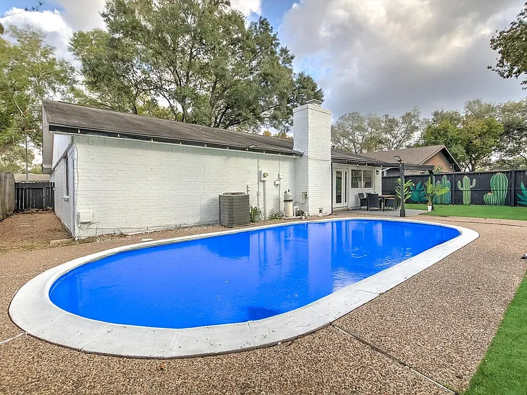 7310 Corta Calle Dr — Photo 44