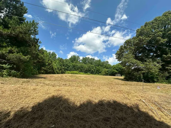 2015 Bell Grove Rd, Oakland, TN 38060