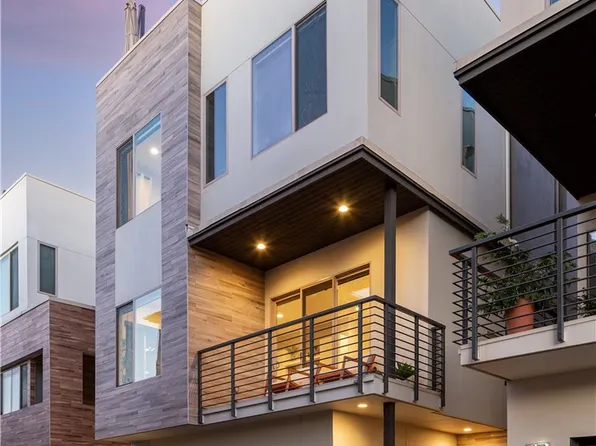 49 Ebb Tide Cir, Newport Beach, CA 92663