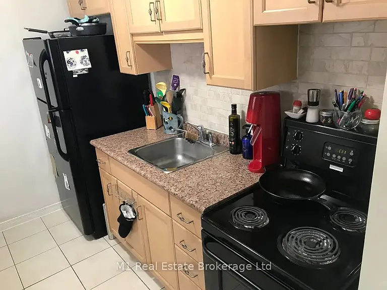 350 Paisley Rd #A — Photo 10