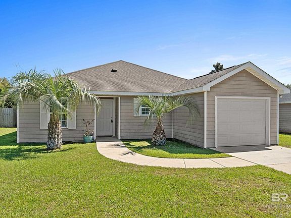 2nd image of 3016 Meridian St